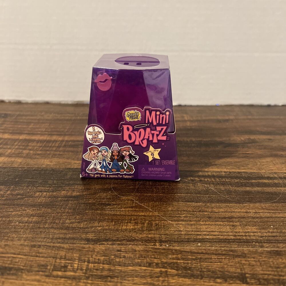 Mini Bratz Series 2 MGA Miniverse Miniature Dolls New Sealed Package
